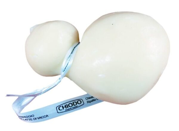 White scamorza 330 g